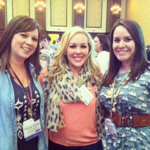 Alissa polinate, Stephanie vintage modern wife, Alissa printed palette