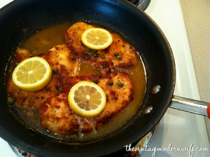 The Best Ever Light Chicken Piccata via The Vintage Modern Wife. This recipe is easy and just requires basic pantry and fridge staples! Totally making this for dinner tonight!