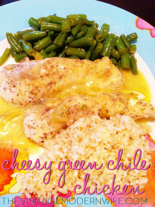 The Vintage Modern Wife shows you how to make Cheesy Green Chile Chicken with just a few steps and ingredients! It's so cheesy, spicy, and delicious! Totally making it for dinner tonight!