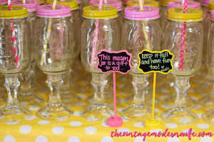 Looking for lemonade first birthday party ideas? The Vintage Modern Wife has SO many cute ideas and has great attention to detail! This post has so many great ideas for lemonade birthday parties!