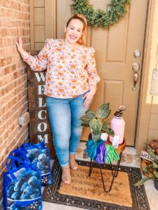 ad: You deserve to treat yourself. Moms always put themselves last. Want to splurge but keep a budget? Check out these fun springtime splurges with Walmart+ for $25 or less! Plus, get a FREE 15 day Walmart+ membership too!