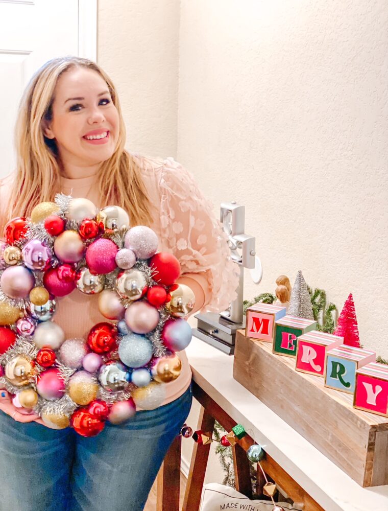 Adorable retro holiday finds from Walmart! I'm loving all the cute stuff they have this year!