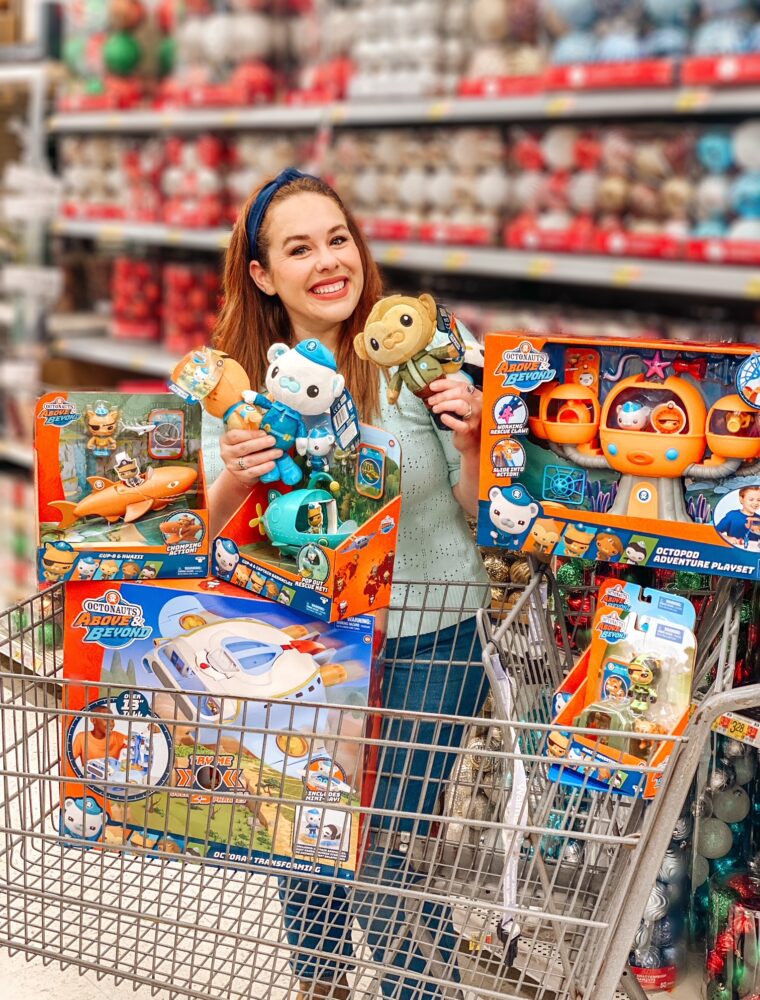 Know a kid that is Octonaut obsessed? We've got 5 of the HOTTEST Octonaut Christmas gift ideas that will make their holiday extra special!
