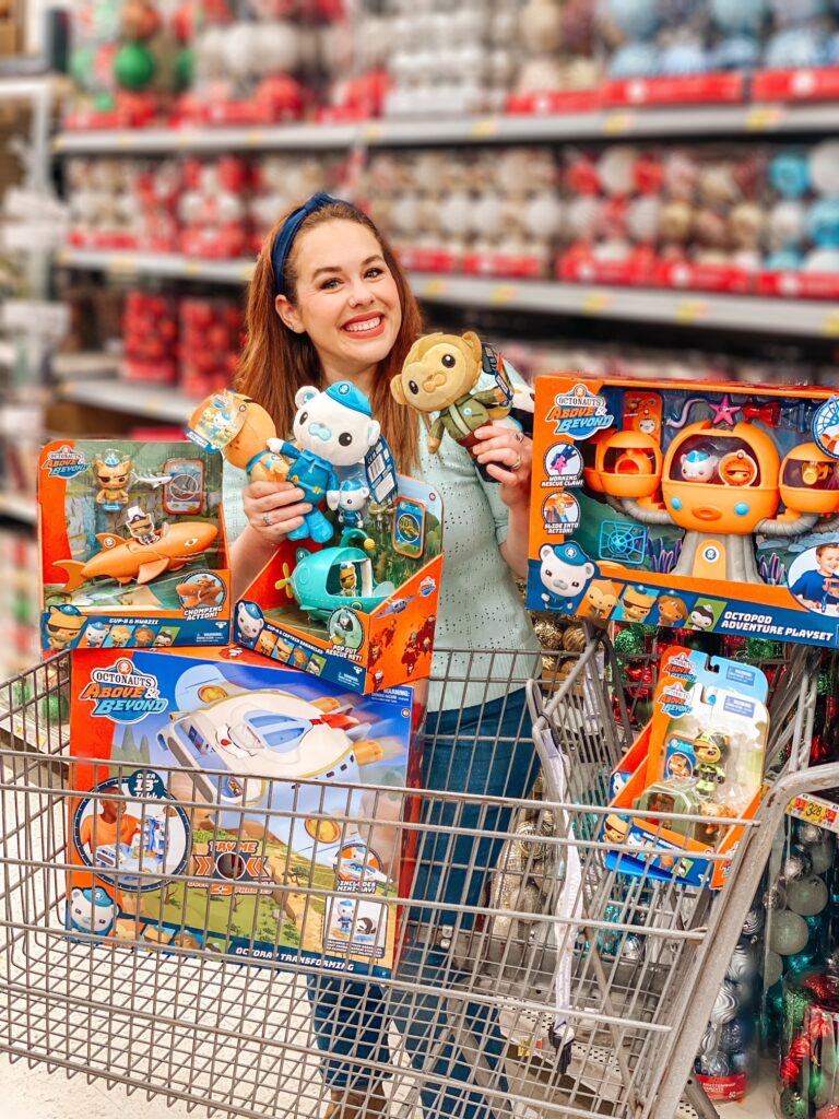 Know a kid that is Octonaut obsessed? We've got 5 of the HOTTEST Octonaut Christmas gift ideas that will make their holiday extra special!