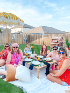 Enjoy all that summer has to offer with these summer entertaining essentials. These ideas are easy to implement and will leave lasting impressions.